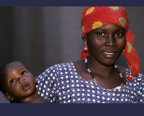 Portrait of mother and child in Mali