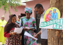 Albishirin Ku! actors reviewing their lines